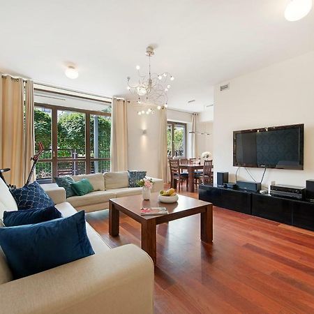 Wilanow Luxury Serviced Apartments وارسو المظهر الخارجي الصورة