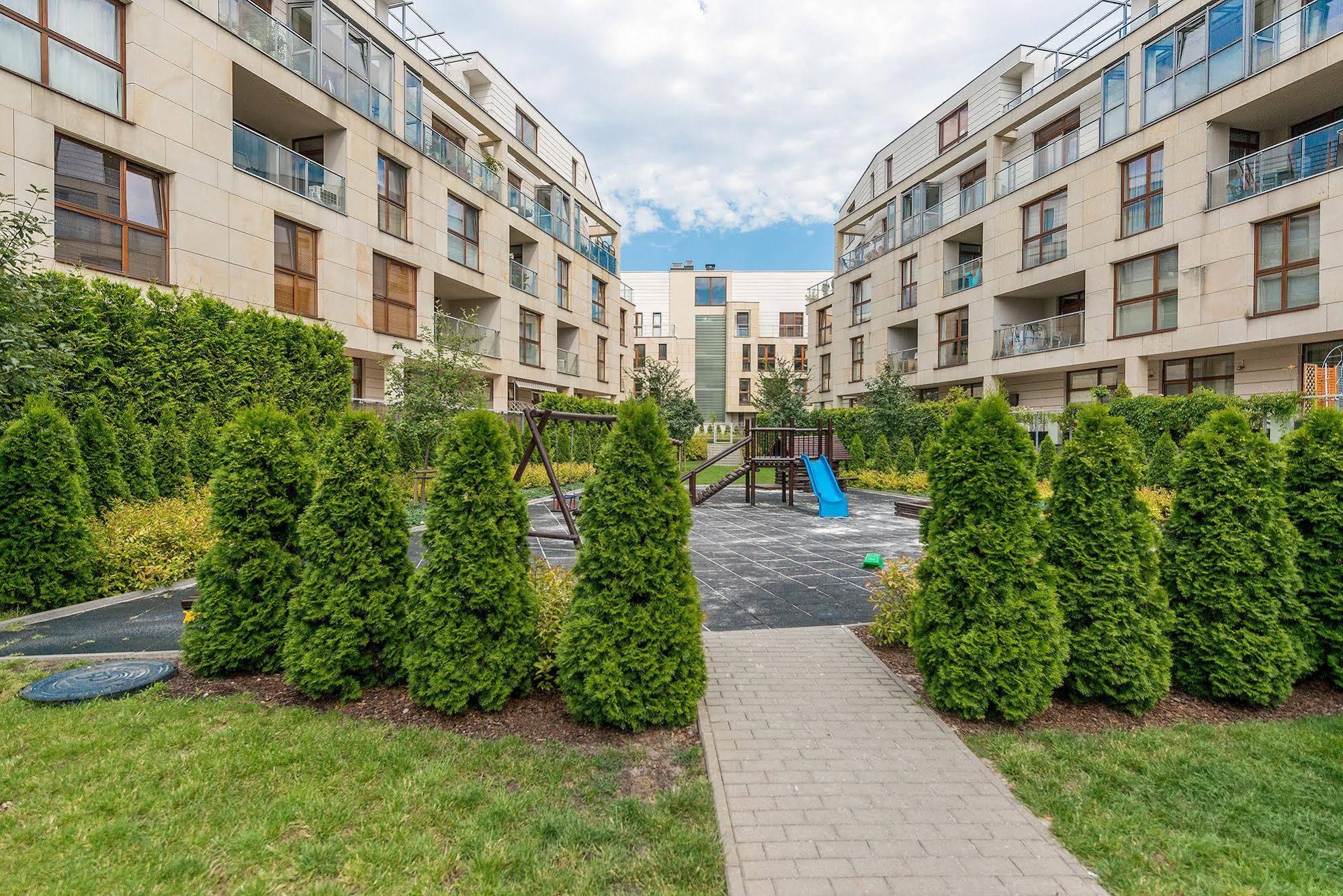 Wilanow Luxury Serviced Apartments وارسو المظهر الخارجي الصورة