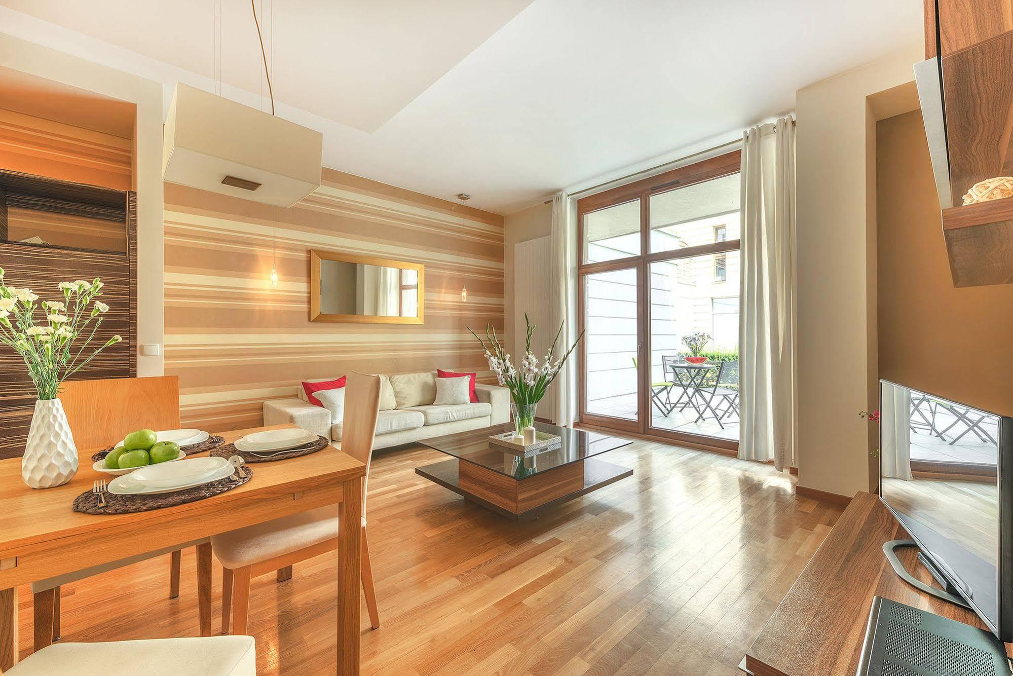 Wilanow Luxury Serviced Apartments وارسو المظهر الخارجي الصورة