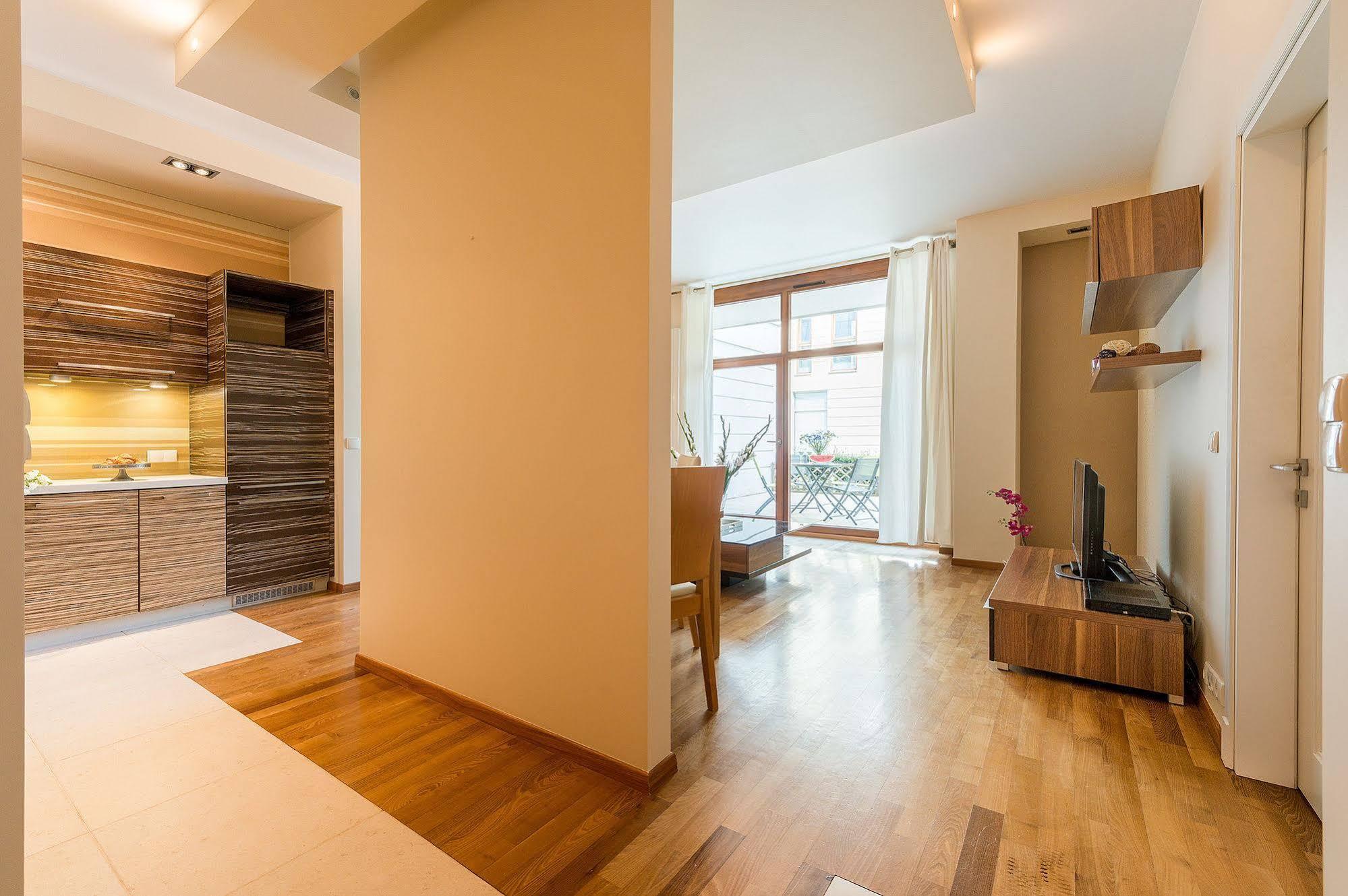 Wilanow Luxury Serviced Apartments وارسو المظهر الخارجي الصورة
