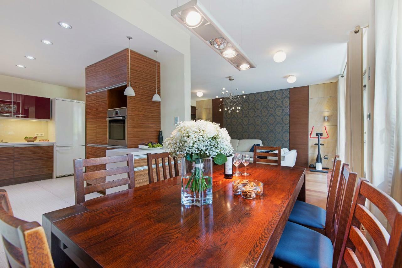 Wilanow Luxury Serviced Apartments وارسو المظهر الخارجي الصورة