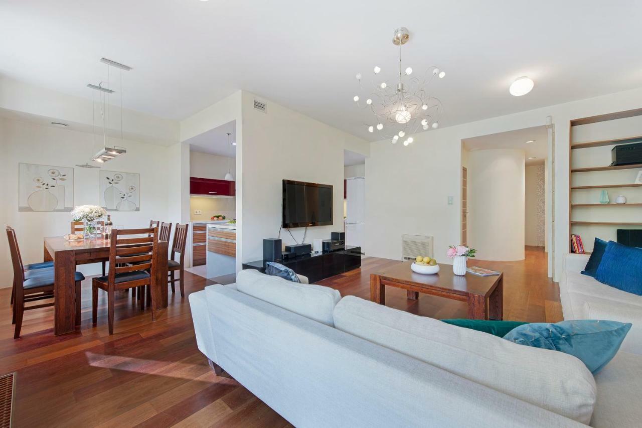 Wilanow Luxury Serviced Apartments وارسو المظهر الخارجي الصورة